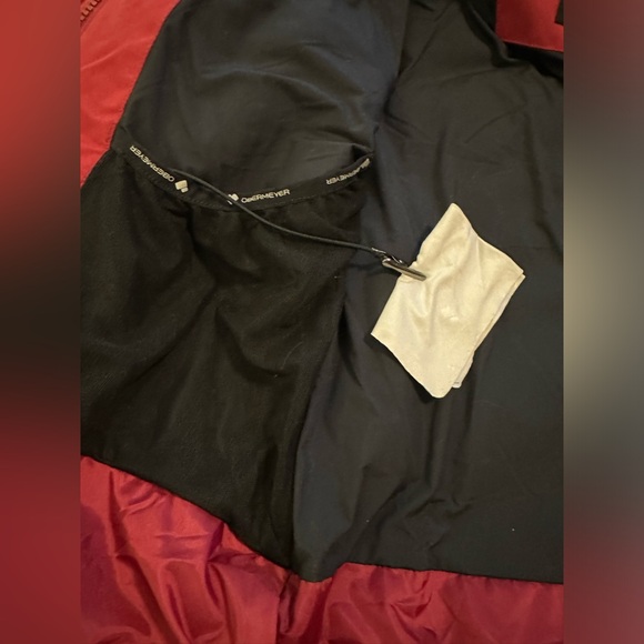 Obermeyer Tuscany II Insulated Jacket, Cranberry, Sz 4 - Picture 8 of 16